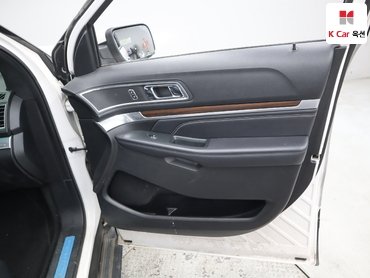 2016 - ford explorer