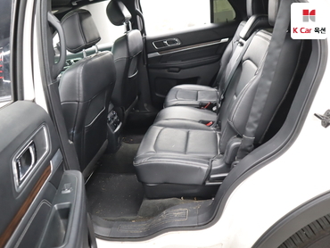 2016 - ford explorer