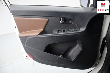 2012 - kia sportage