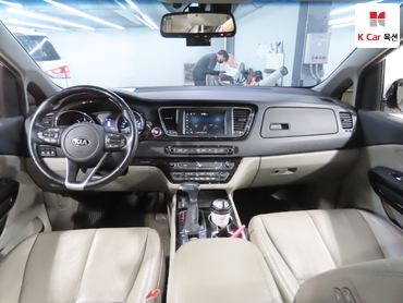 2019 - kia carnival