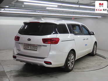 2019 - kia carnival