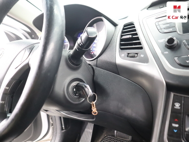 2014 - hyundai avante