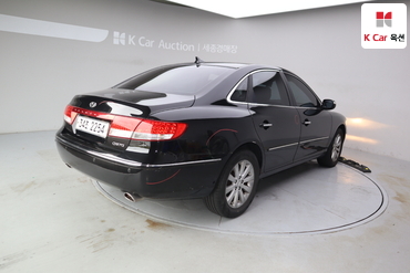 2009 - hyundai grandeur