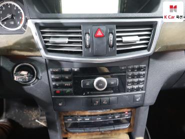 2011 - mercedes-benz e300