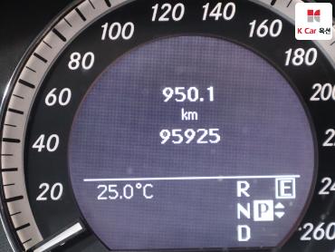 2011 - mercedes-benz e300