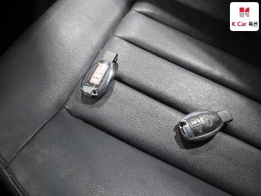 2011 - mercedes-benz e300