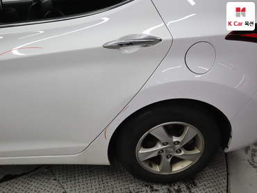 2014 - hyundai avante