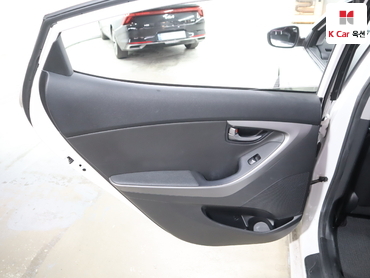 2014 - hyundai avante