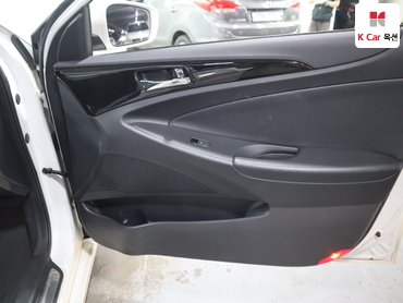2011 - hyundai sonata