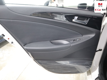 2011 - hyundai sonata