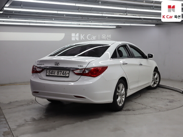 2011 - hyundai sonata