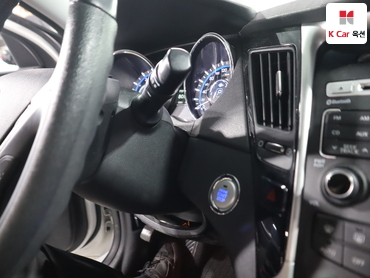 2011 - hyundai sonata