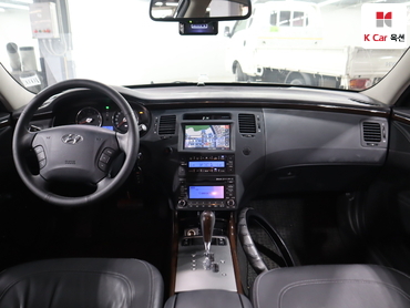 2010 - hyundai grandeur