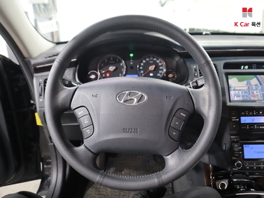 2010 - hyundai grandeur