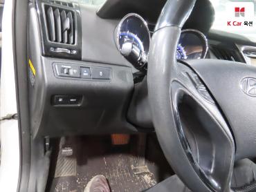 2011 - hyundai sonata