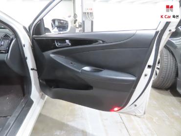 2011 - hyundai sonata