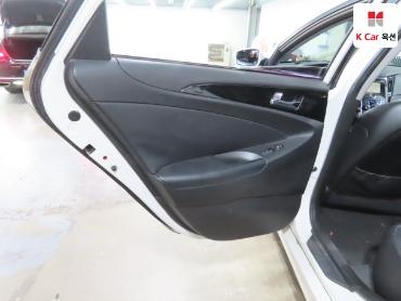 2011 - hyundai sonata