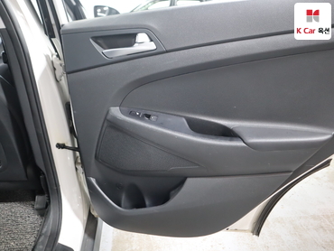 2017 - hyundai tucson