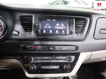 2019 - kia carnival