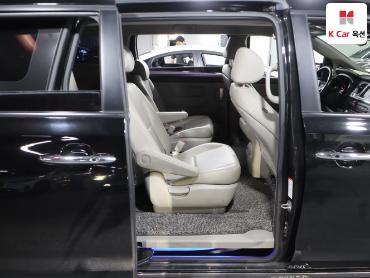 2019 - kia carnival