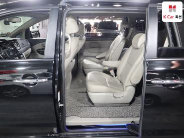 2019 - kia carnival