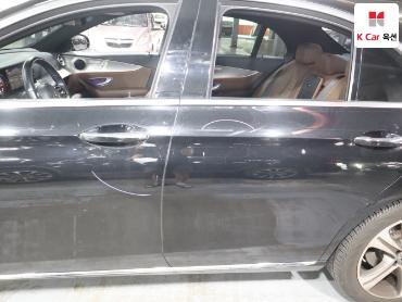 2019 - mercedes-benz e300