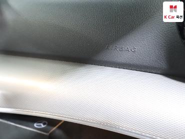 2019 - mercedes-benz e300