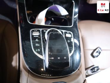 2019 - mercedes-benz e300