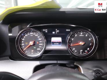 2019 - mercedes-benz e300