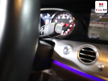 2019 - mercedes-benz e300
