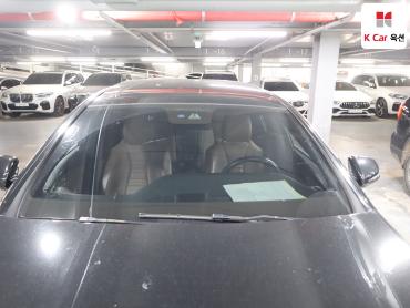 2019 - mercedes-benz e300
