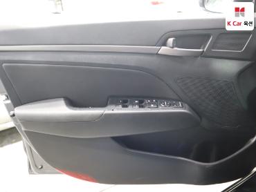 2016 - hyundai avante