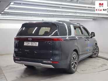 2021 - kia carnival