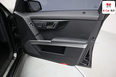 2012 - mercedes-benz glk220