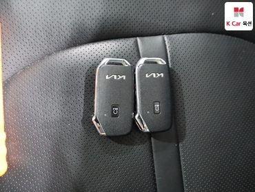 2022 - kia k5