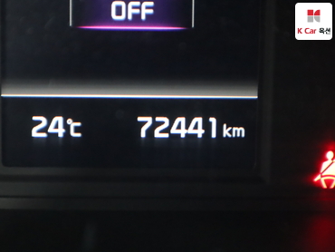2022 - kia k5