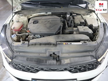 2022 - kia k5