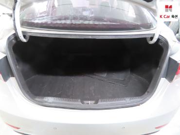 2015 - hyundai avante