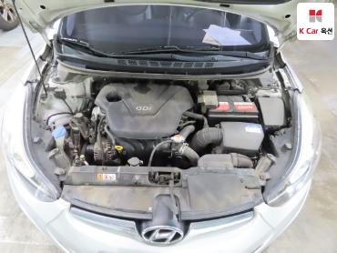 2015 - hyundai avante