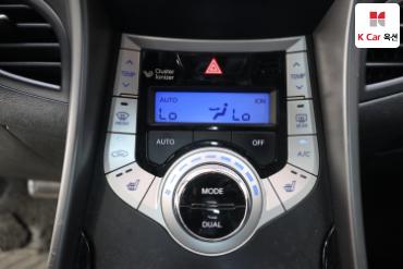 2011 - hyundai avante