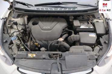 2011 - hyundai avante