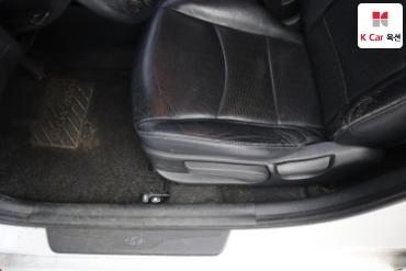 2011 - hyundai avante
