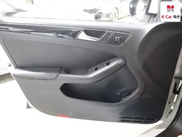 2016 - volkswagen jetta