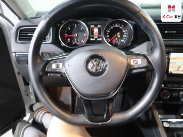 2016 - volkswagen jetta