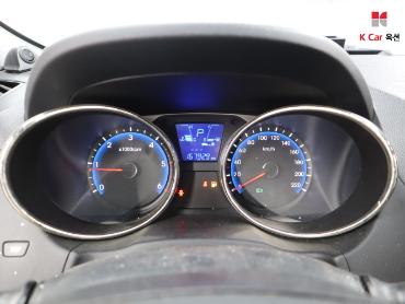 2012 - hyundai tucson