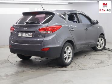 2012 - hyundai tucson