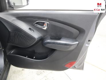 2012 - hyundai tucson