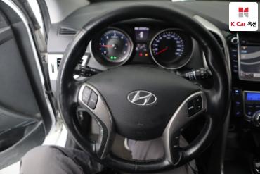 2016 - hyundai i30