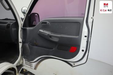 2016 - kia bongo iii