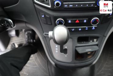 2021 - hyundai grand starex